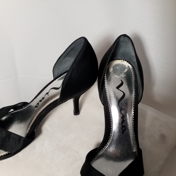 Nina (NWOT)black evening heels - Picture 5 of 5